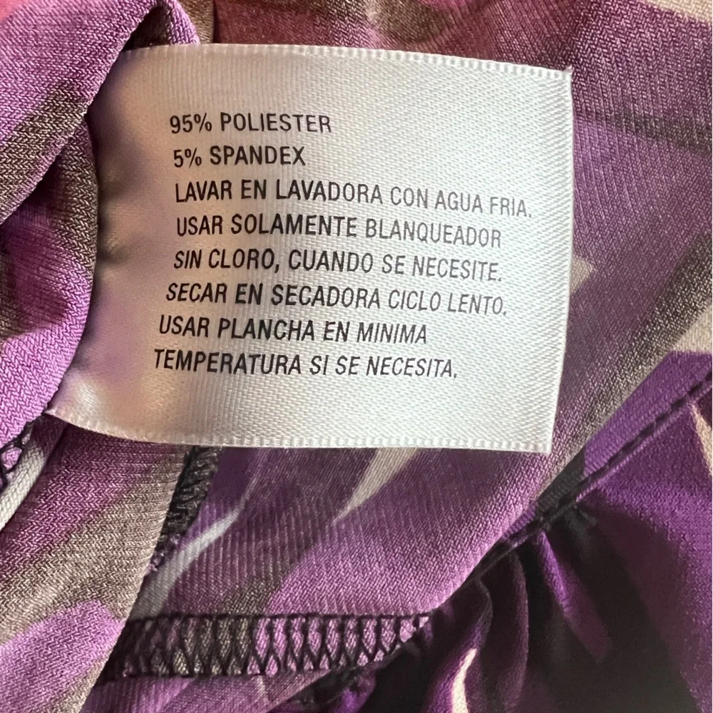 Women's Worthington Petite Stretch Top Blouse Size PXL Purple White Black - Picture 9 of 9